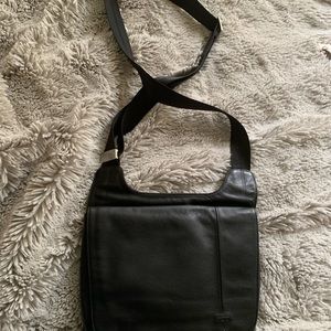 New Tumi messenger bag/crossbody